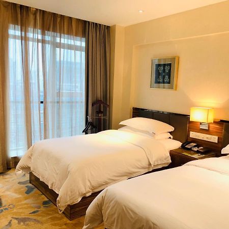 Yiwu Wendemu International Hotel מראה חיצוני תמונה