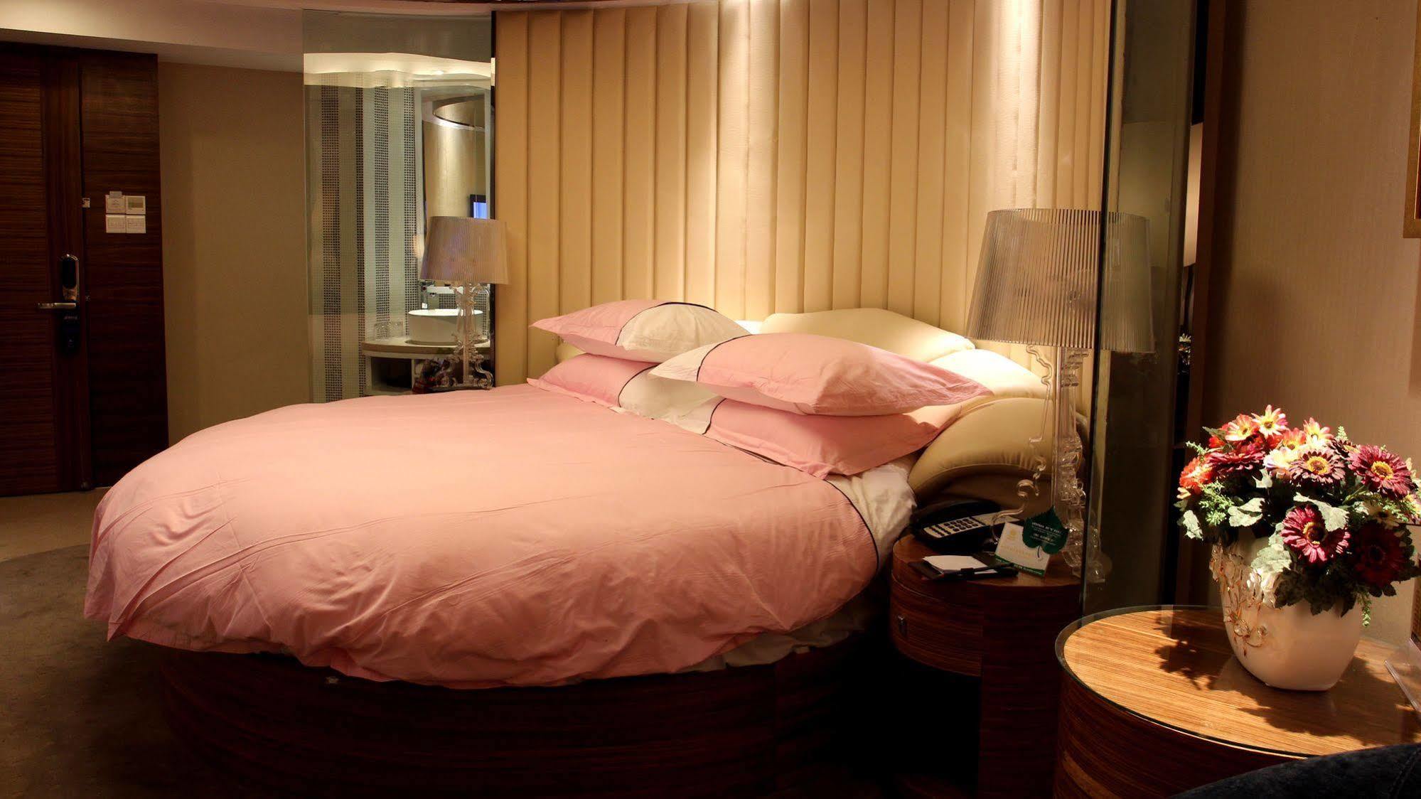 Yiwu Wendemu International Hotel מראה חיצוני תמונה