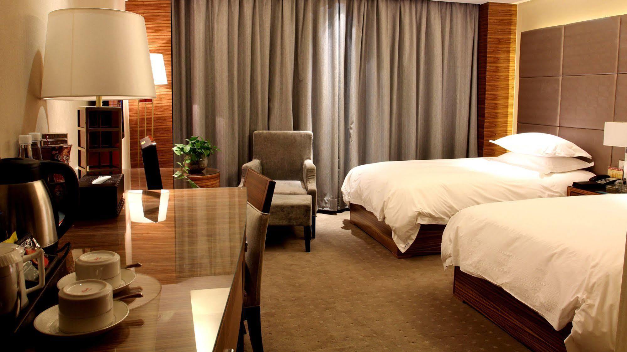 Yiwu Wendemu International Hotel מראה חיצוני תמונה