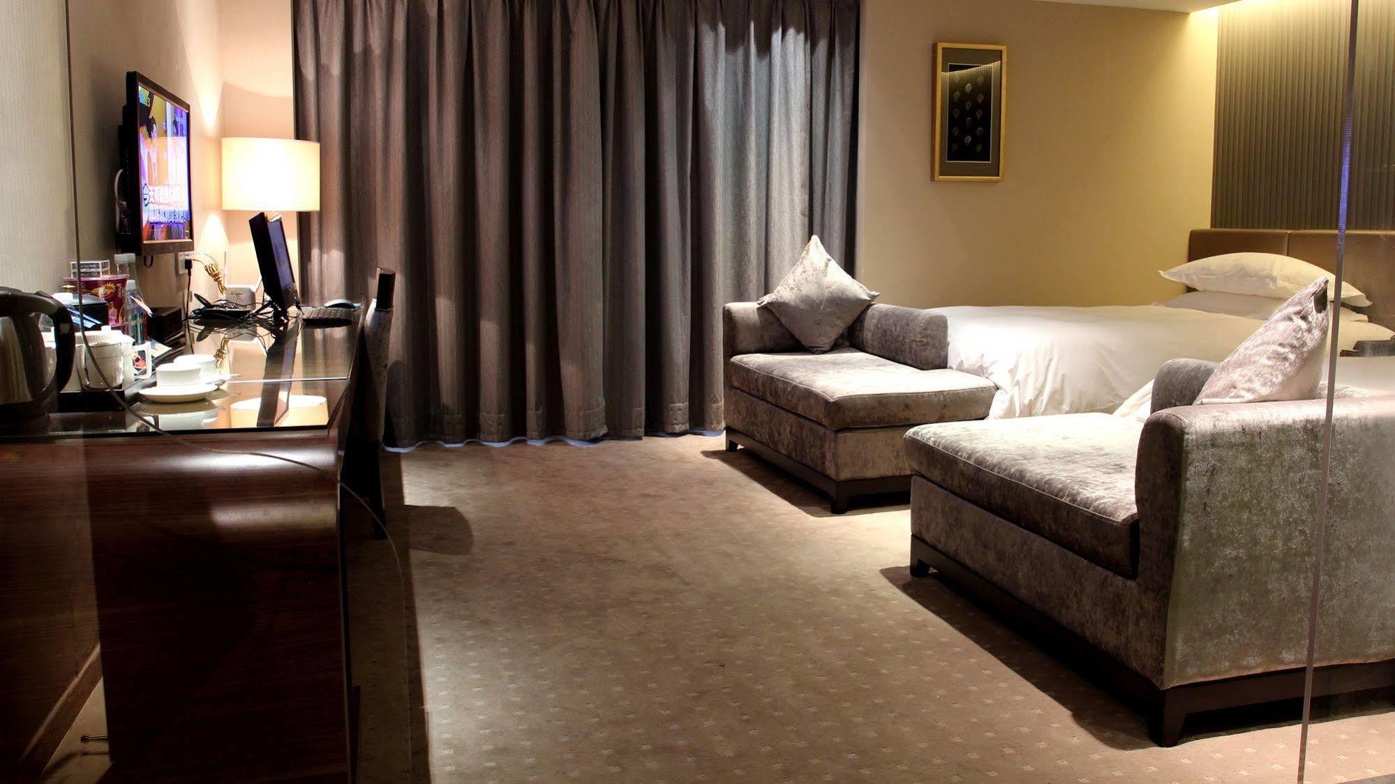 Yiwu Wendemu International Hotel מראה חיצוני תמונה