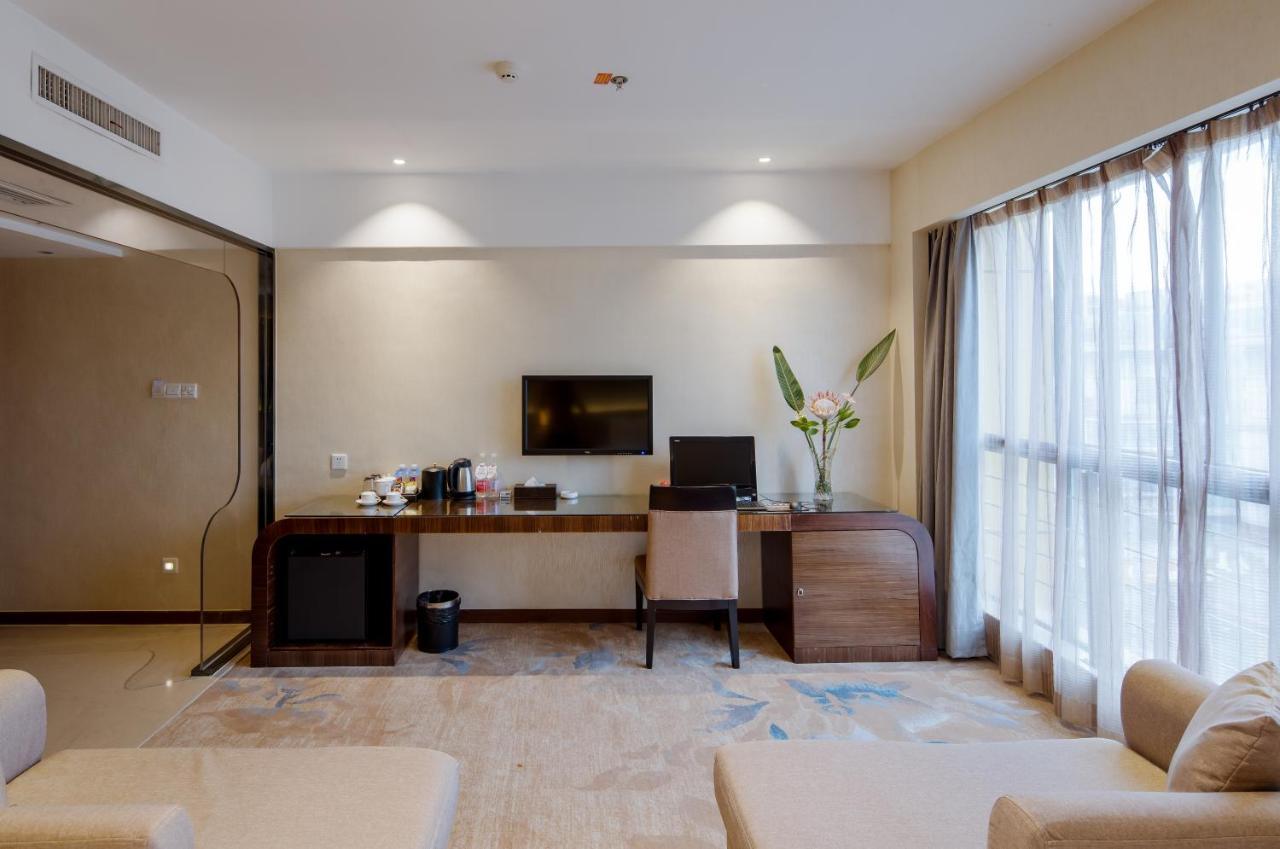 Yiwu Wendemu International Hotel מראה חיצוני תמונה
