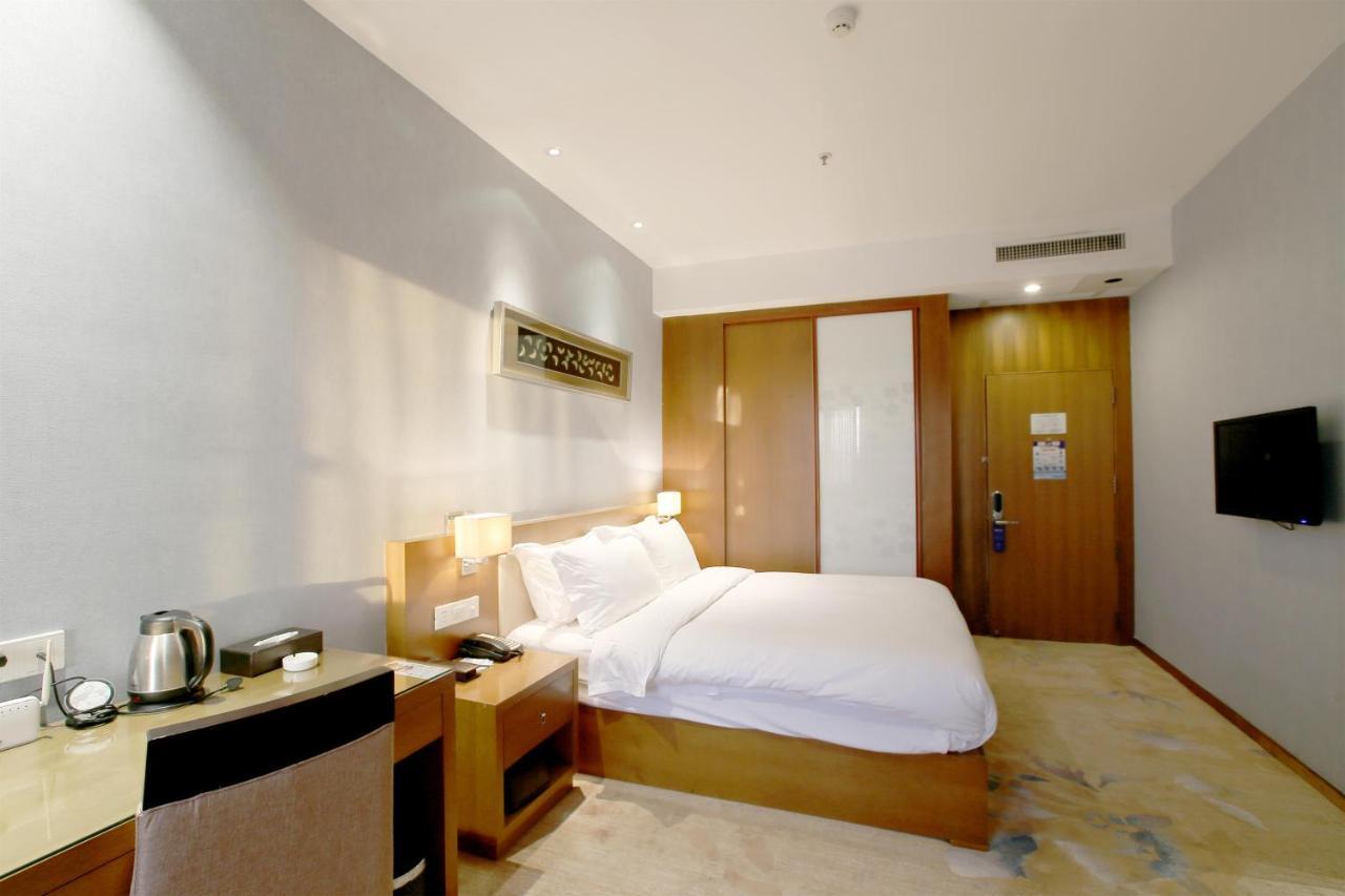 Yiwu Wendemu International Hotel מראה חיצוני תמונה