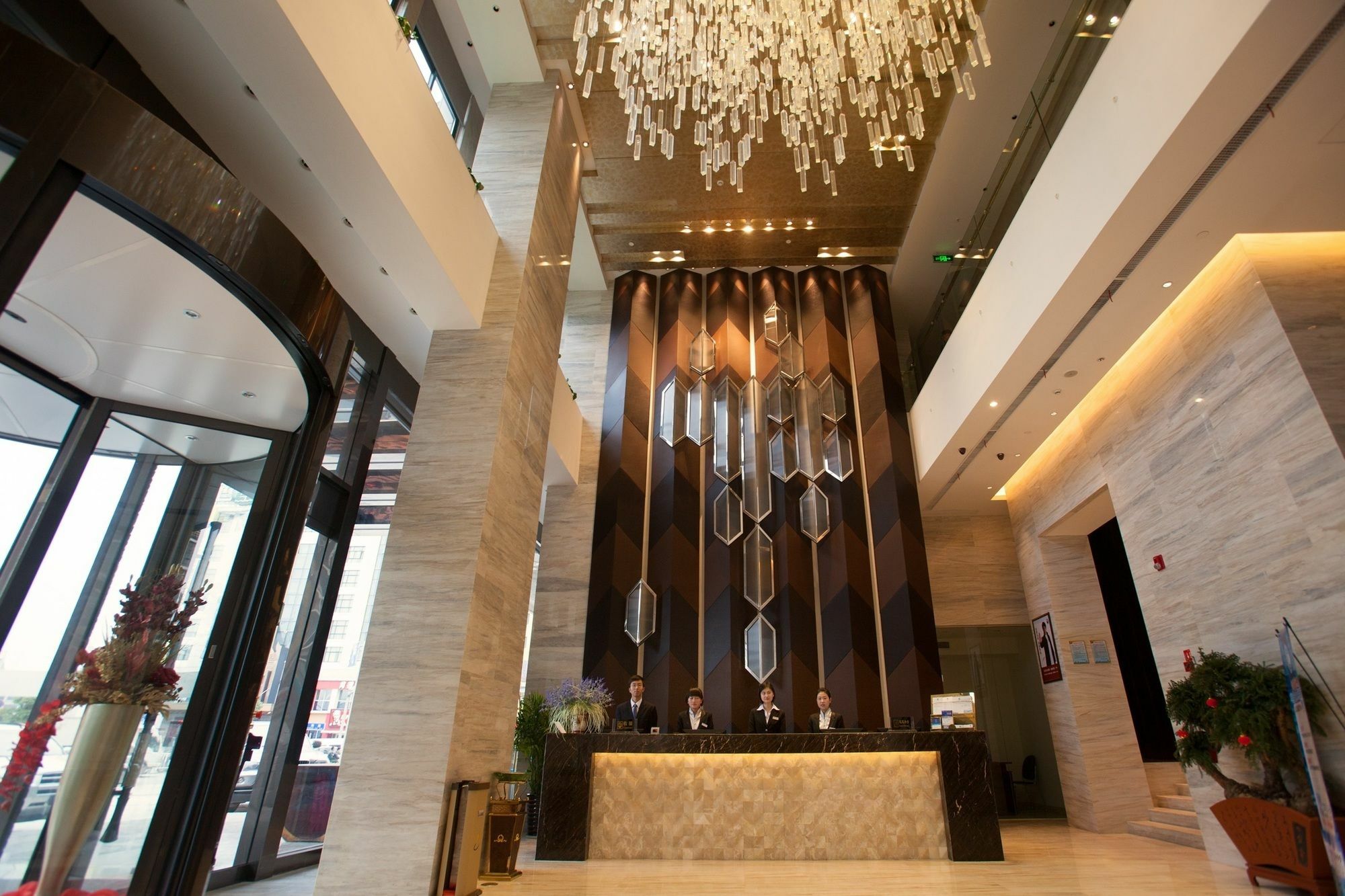 Yiwu Wendemu International Hotel מראה חיצוני תמונה