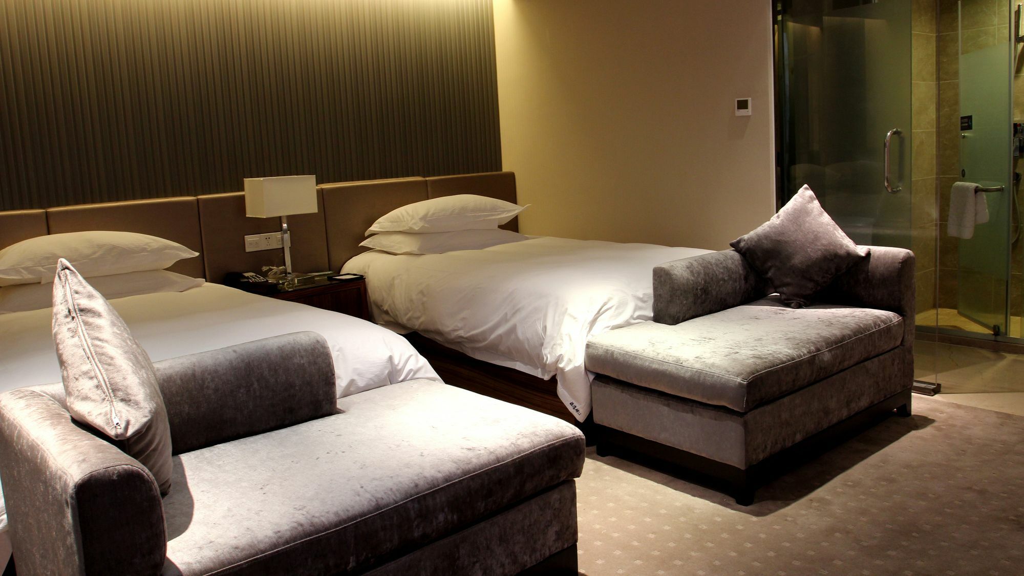 Yiwu Wendemu International Hotel מראה חיצוני תמונה